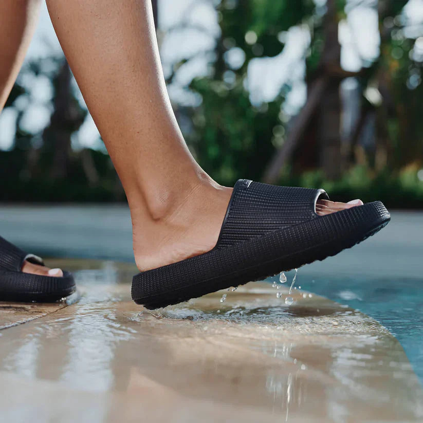Cloudies™ Black